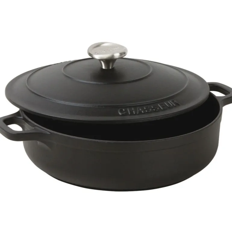 Le Chasseur cocotte basse avec couvercle noire 24 cm