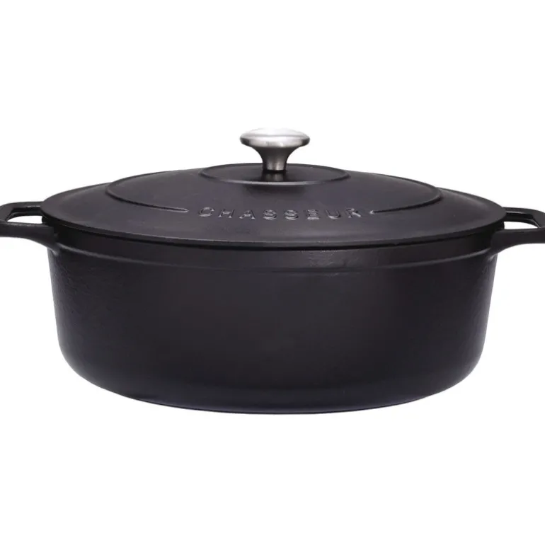 Le Chasseur cocotte ovale avec couvercle noire 17 cm